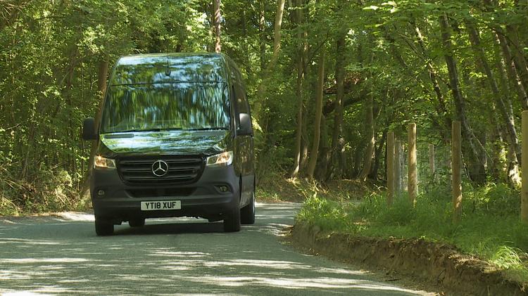 MERCEDES-BENZ SPRINTER 3.5t H1 Progressive Van 9G-Tronic